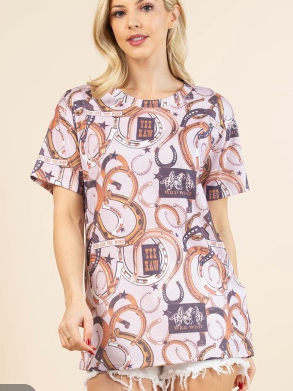 Blushing Horseshoe Top